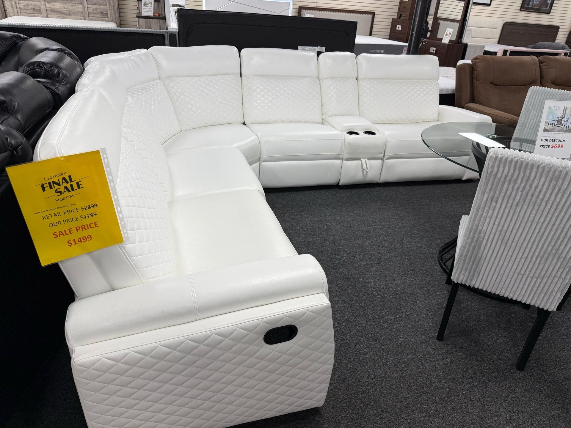 Manual Recliner Sectional. 🚚WE DELIVER🚚
