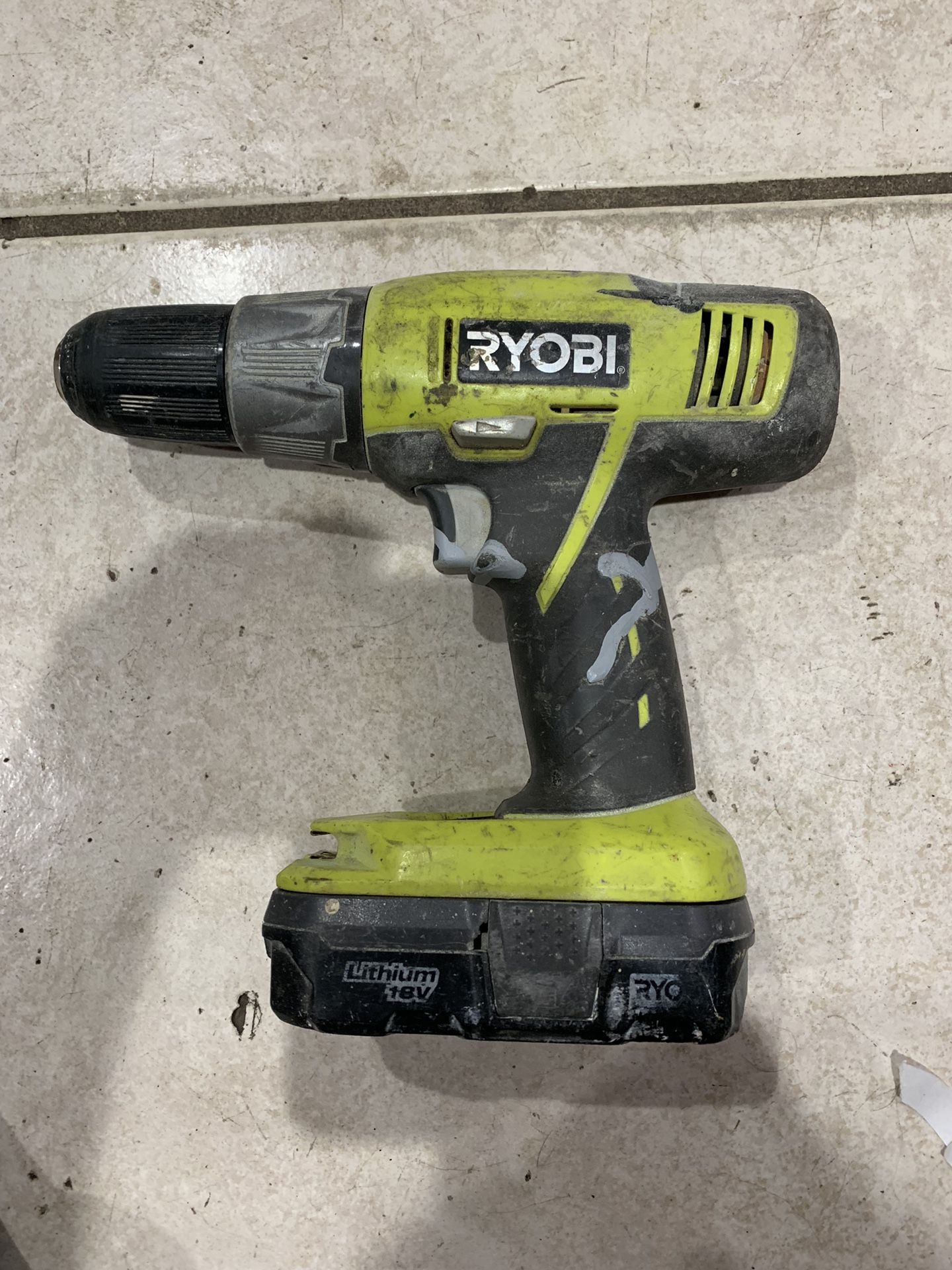 Ryobi 18 volt drill and battery.