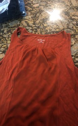 Shirt size small in teens 14-16