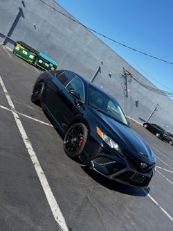 Toyota Camry SE 2018
