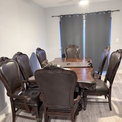 Dining Tables 