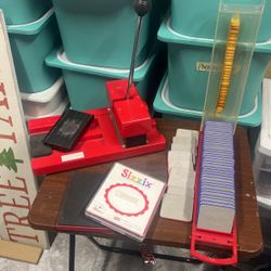 Sizzix Original Red Personal Die-Cutter Press Machine 
