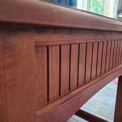 Wooden End Table - Beautiful Polished Finish