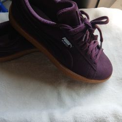 Puma Suede Plum Shoes Size 5