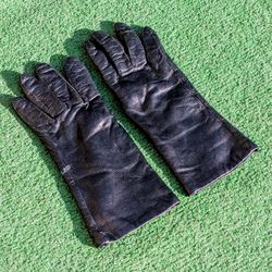 Vintage Midnight Black Leather Women's 7.5 Lined Fownes Gauntlet Gloves Pair EUC