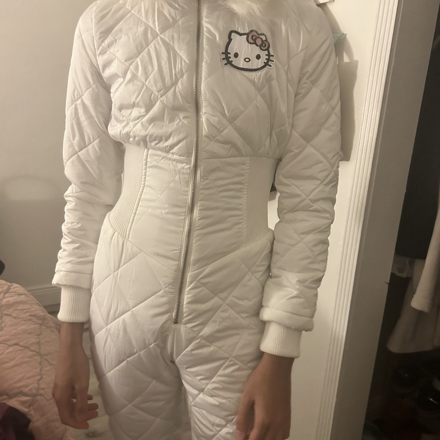 Hello sales kitty snowsuit