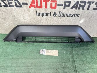 2019 - 2020 - 2021 - 2022 - 2024 TOYOTA RAV4 RAV-4 FRONT LOWER BUMPER GRILLE OEM AY67347