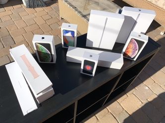 iPhone IPad ( just boxes)