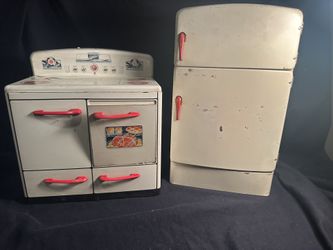 Marx and Wolverine Lithro  metal  stove  & refrigerator