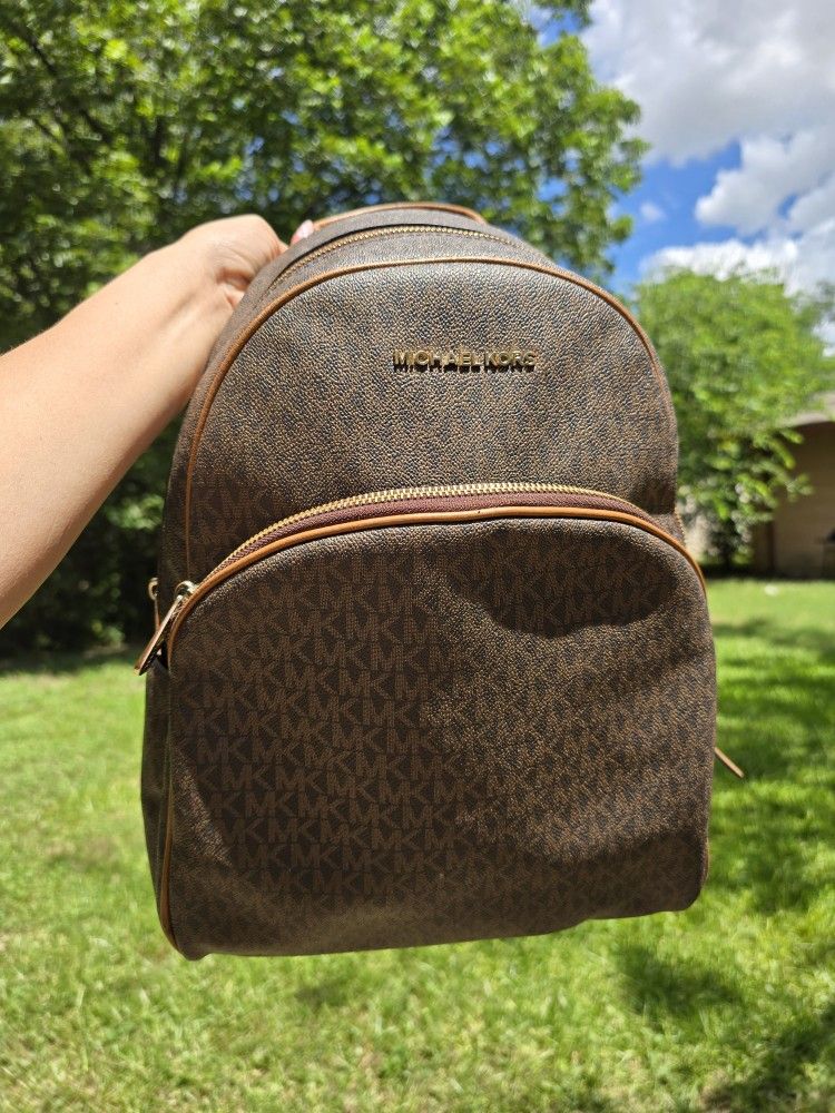 Michael Kors Bagckpack