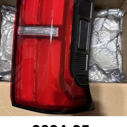 2024-25 Toyota Tacoma Tail Light New 
