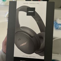 Bose QC 45 Limited Edition .