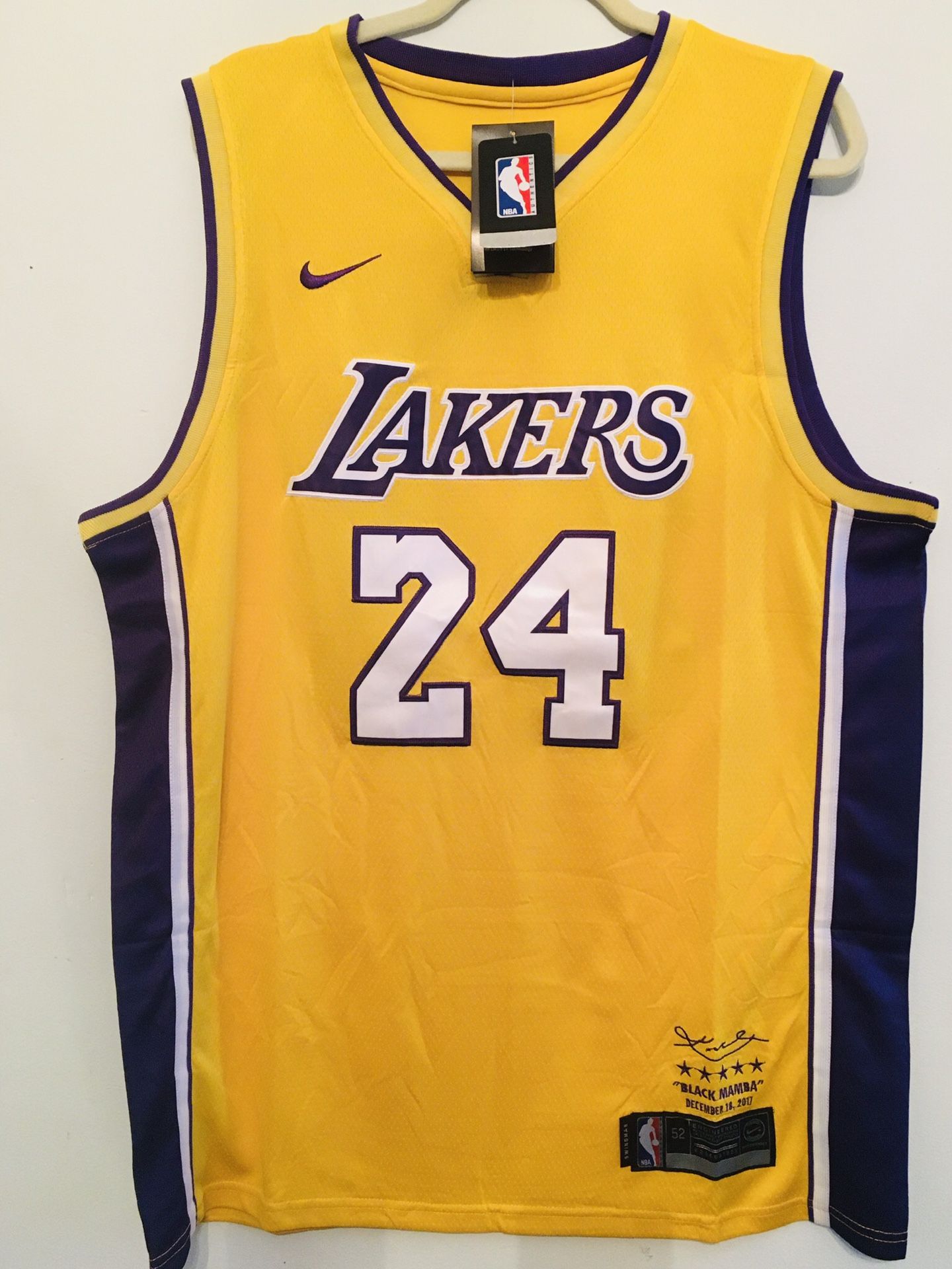 Brand new Lakers Kobe Mamba commemorative jersey