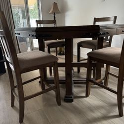 Wooden Dining Room/Kitchen Set