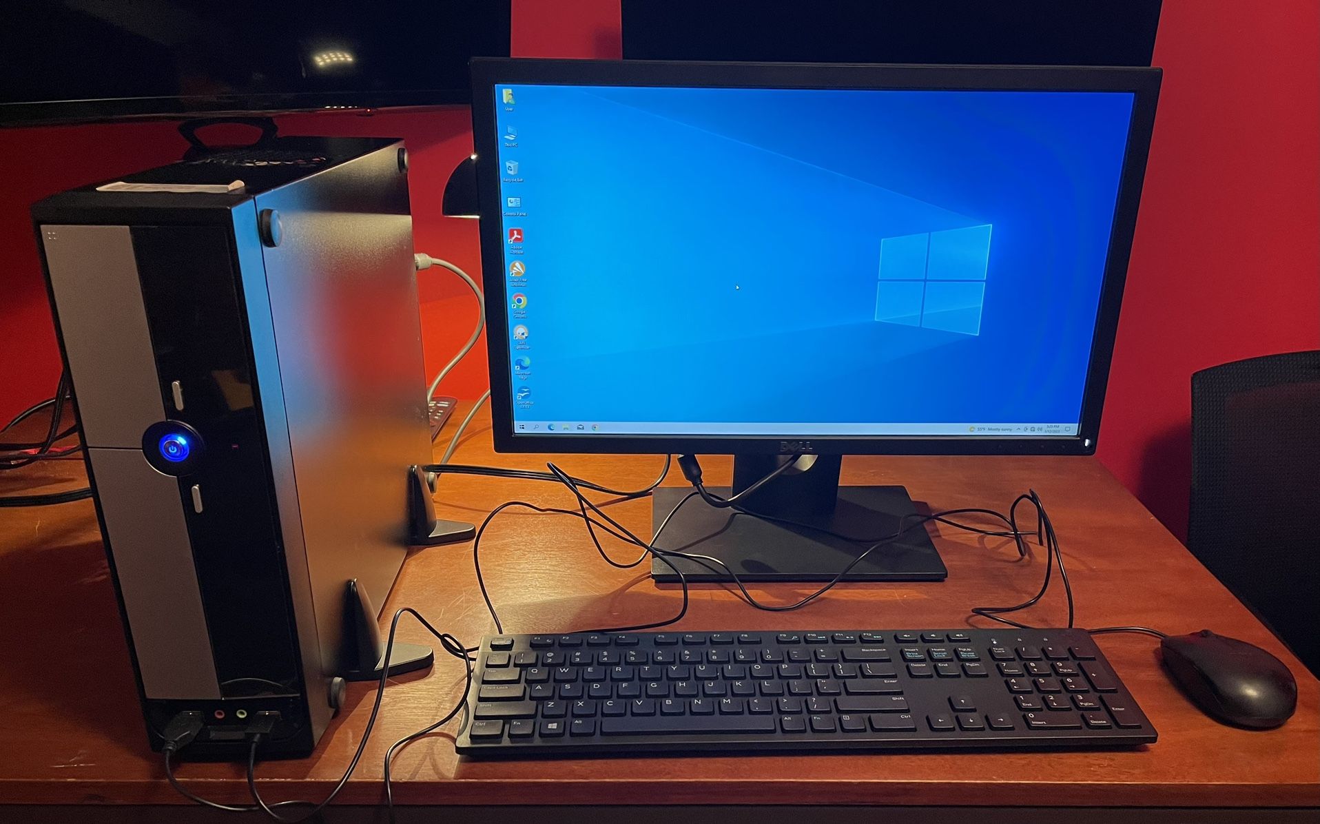 Custom Win 10 PC with Intel i7 CPU,16 GB RAM, 22” Monitor for Sale in ...