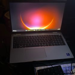 Dell Laptop 