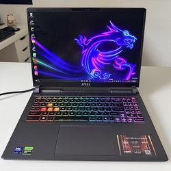 Vector 16 HX AI RTX 5080 64G RAM WIFI7