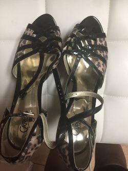 Shoe