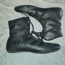 Black TITLE Boxing Shoes Men 