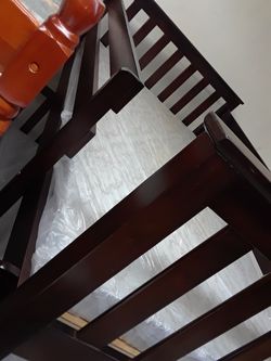 Twin/Twin Bunk Bed