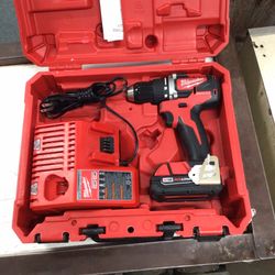 Milwaukee M18 Compact Drill/Driver, 1 M18 Battery, M 12/18  Charger Hard Plastic Carry Case 2801-22CT
