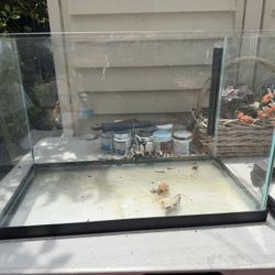 30 Gallon Multicolored bubbler Tank