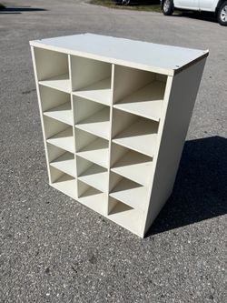 White Modern 15 Cubby Storage Cube Shoe Organizer Shelf! Great for flats or other smaller shoes!  19.5x12x24in