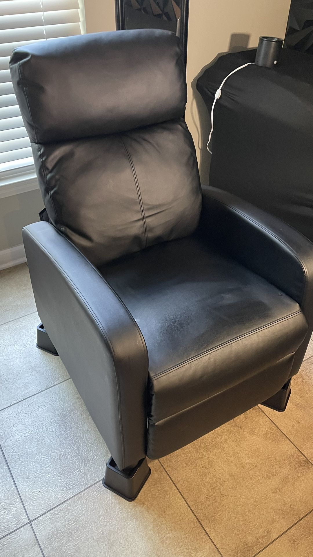 Leather Recliner Chair 