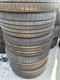 215/55r17 cooper tires en excelentes conditiones de Vida las 4