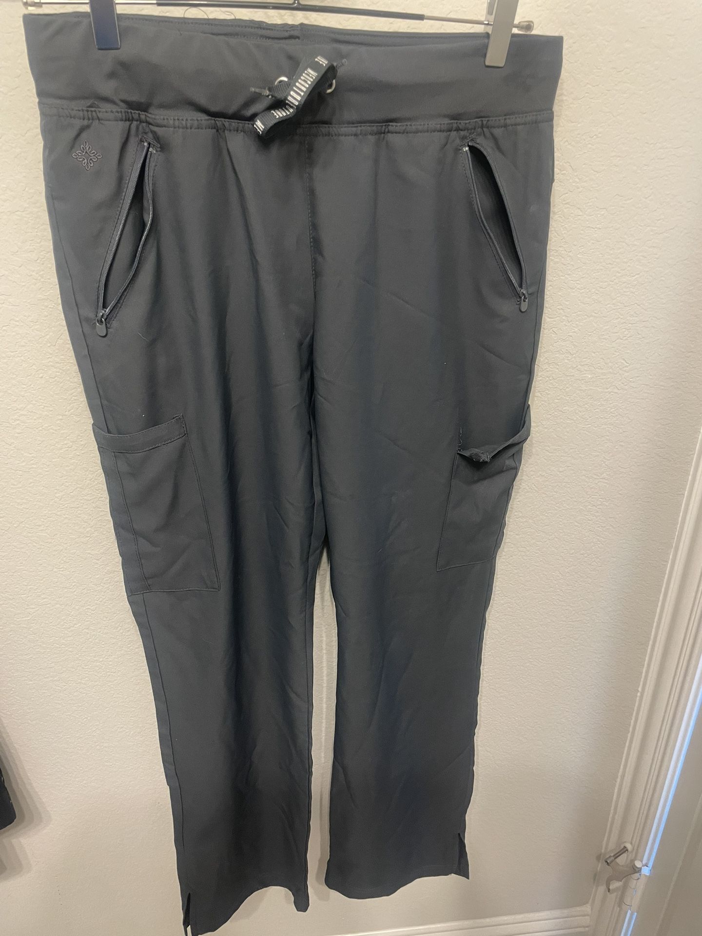 MedCouture Elastic Waist Gray Cargo Scrub Pants, Medium