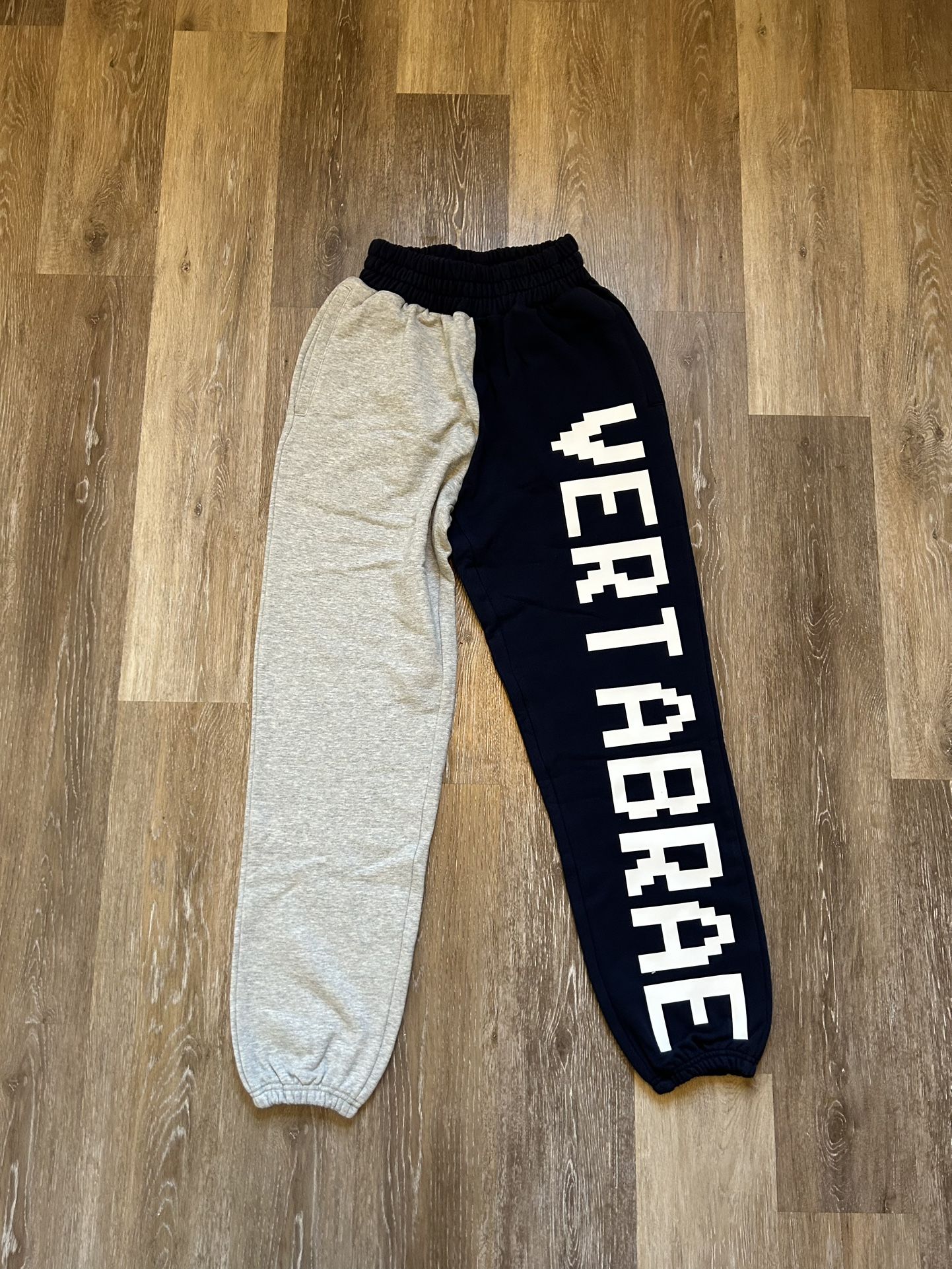 Vertabrae Joggers Mens Size S