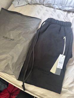 Essentials Shorts