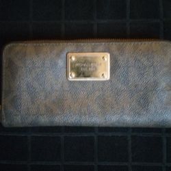 Michael Kors Jet Set Wallet