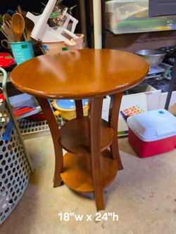 Round 3-Tier Wooden Side Table
18"w x 24"h