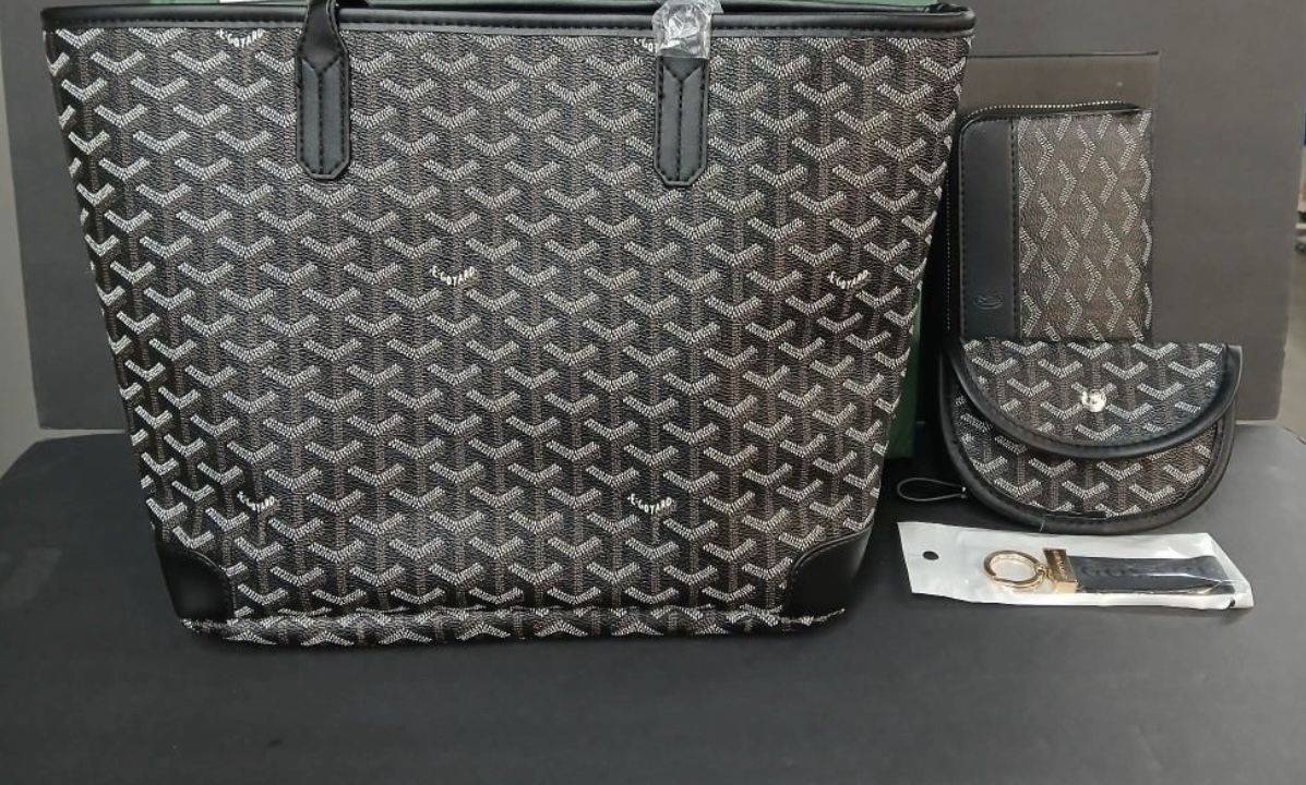 4 Piece Goyard Set