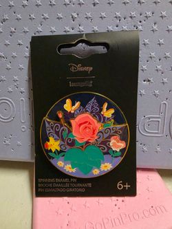 Alice in Wonderland spinner pin!
