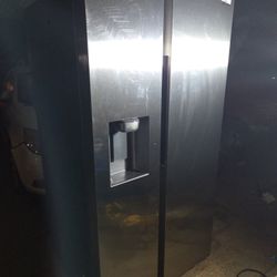 Samsung Refrigerator 