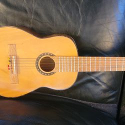 Kid's Acoustic Guitar