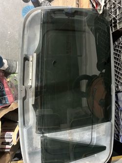 stationary glass 2006-2012 Toyota RAV4 passenger rear glass and stationary glass
