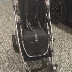 UPPAbaby Vista V2 Stroller And Bassinet 