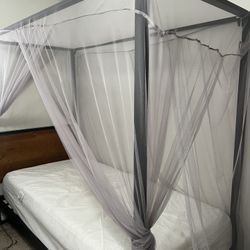 Tween Bed Great Conditions. 