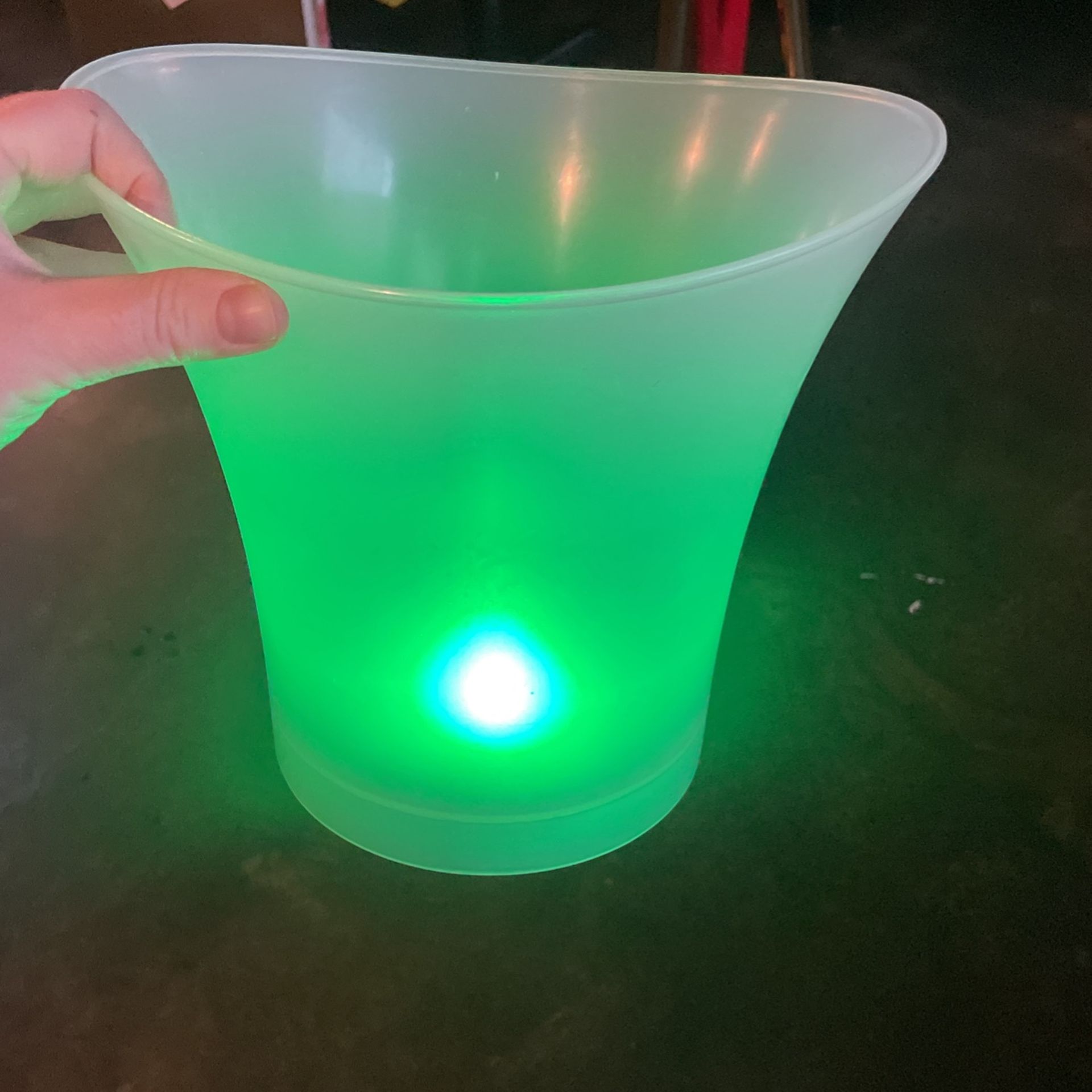 6 Color Changing Ice Buckets