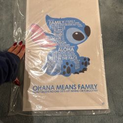 “Ohana Means Family” Stitch Poster 
