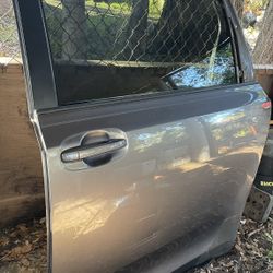 Toyota Sienna 2011-2017 Rear Door Driver Side