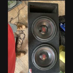 2x DD Redline 700 Series 12” Subwoofers and Box