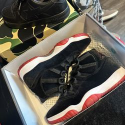 Bred Jordan 11 velvet