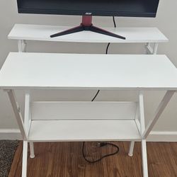 Gaming Monitor 27inches 1080p 75hz And White Desk 