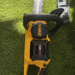 Dewalt Chainsaw Motosierra 60 Volt Only Tool No Batery