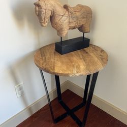 Wood Horse Statue And Wood Accent Table