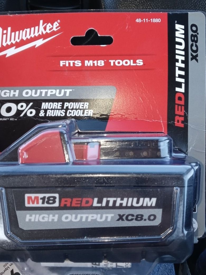 Milwaukee XC 8.0 Battery Red LIthium